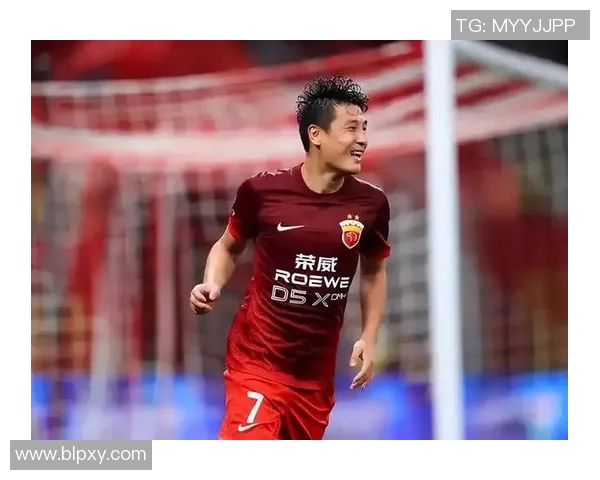 武磊在亚冠精英联赛中精彩破门助力球队晋级展现个人风采