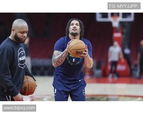 尼克斯队外援神勇发挥,助力球队逆袭取胜 尼克斯队外援神勇发挥,助力球队逆袭取胜