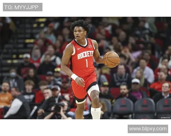 火箭主帅遭解雇,球队状态低迷背后的隐忧 火箭主帅遭解雇,球队状态低迷背后的隐忧