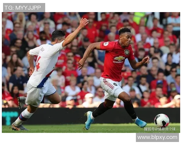 英超曼联逆袭斩获关键胜利，引领积分榜冲刺大局展望更成功